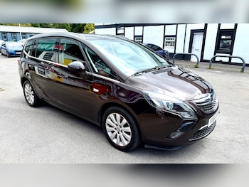 2014 (64) - 2.0 CDTi Tech Line 5dr