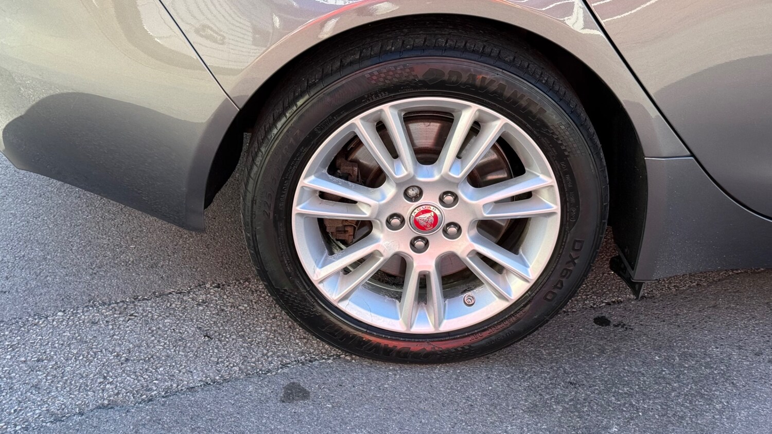 Used Jaguar XE 2017 for sale - 78105655: Photo 17