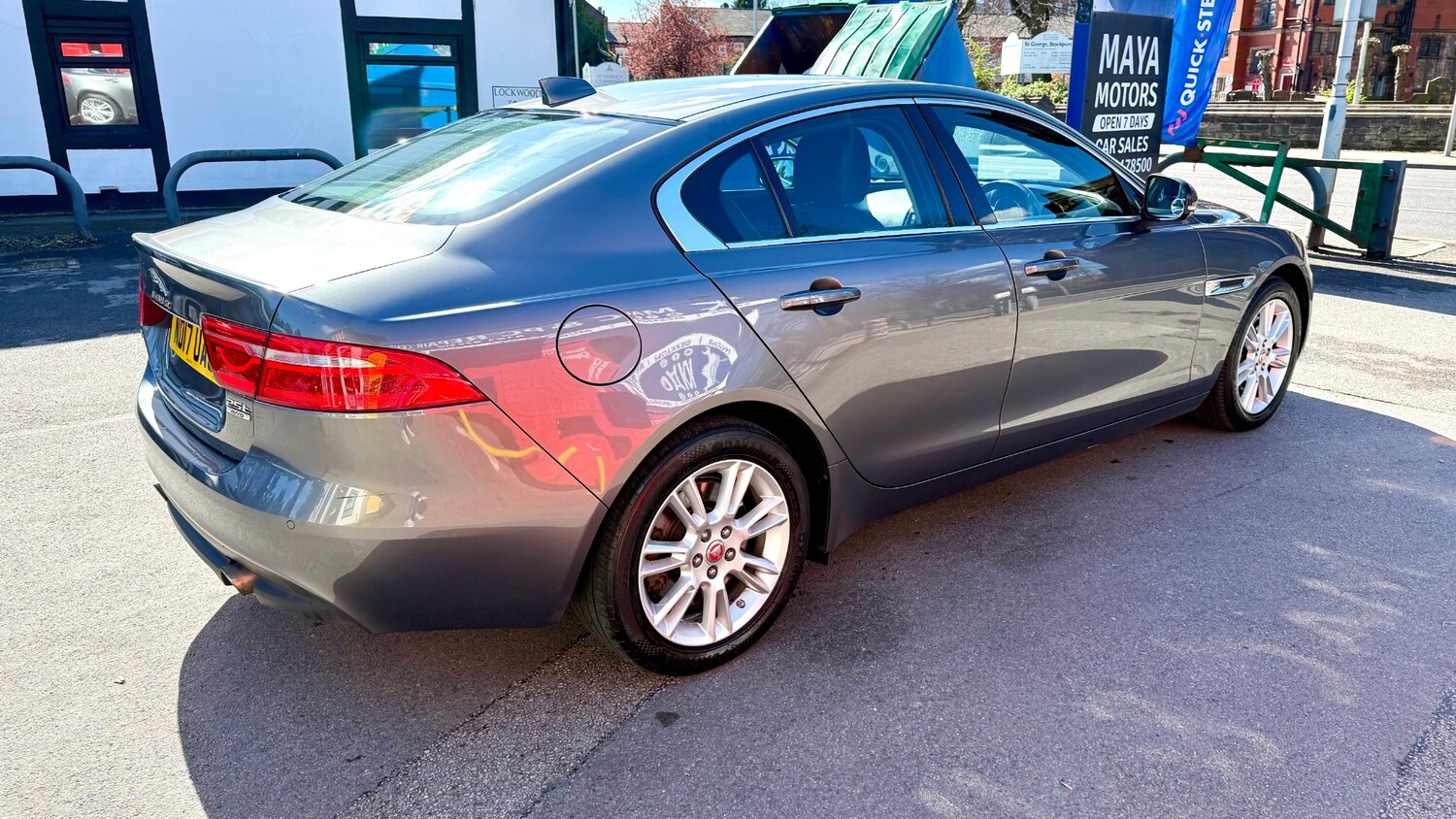 Used Jaguar XE 2017 for sale - 78105655: Photo 7