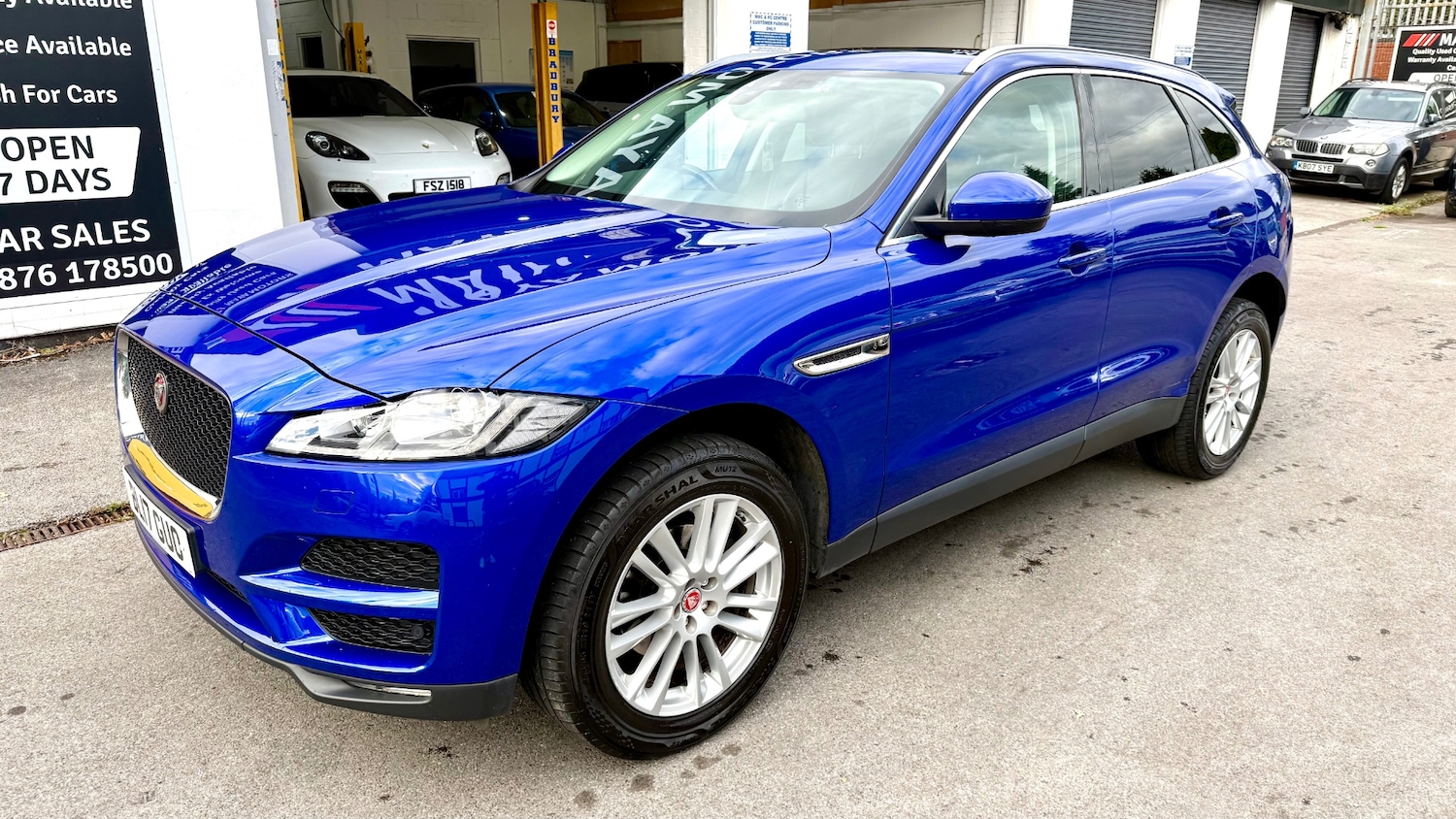 Used Jaguar F-Pace 2017 for sale - 76104243: Photo 3