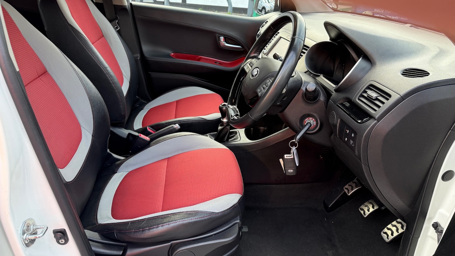 Used Kia Picanto 2016 for sale - 76036622: Photo 15