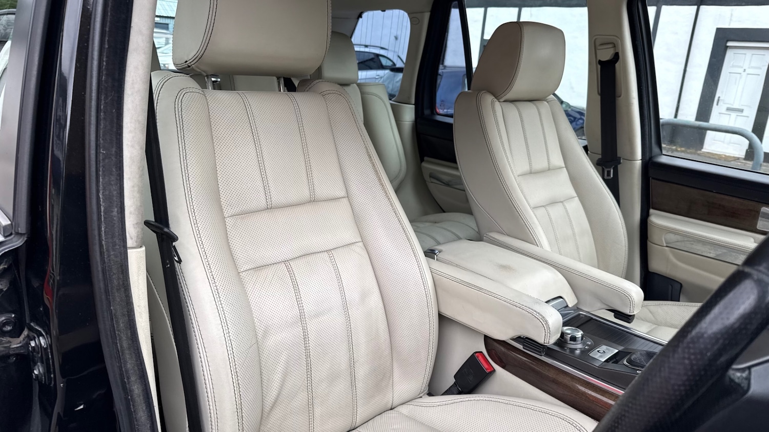 Used Land Rover Range Rover Sport 2010 for sale - 76064587: Photo 13