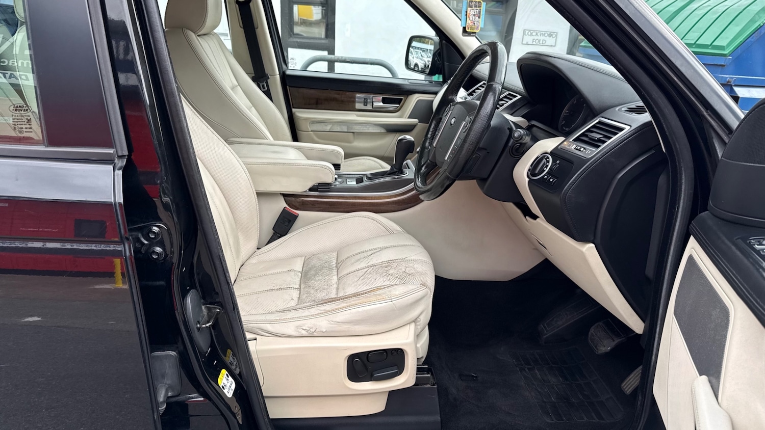 Used Land Rover Range Rover Sport 2010 for sale - 76064587: Photo 14