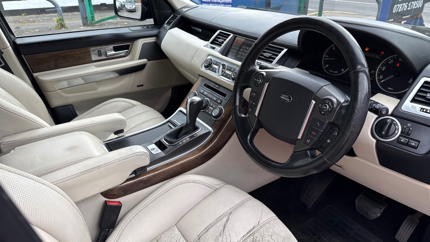 Used Land Rover Range Rover Sport 2010 for sale - 76064587: Photo 15