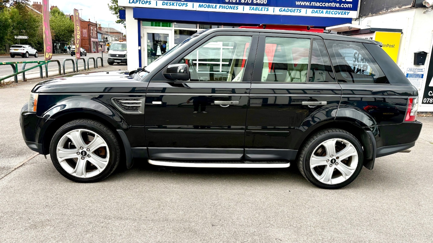 Used Land Rover Range Rover Sport 2010 for sale - 76064587: Photo 4