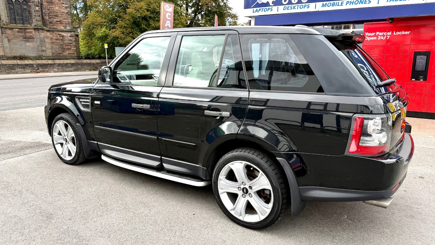 Used Land Rover Range Rover Sport 2010 for sale - 76064587: Photo 5