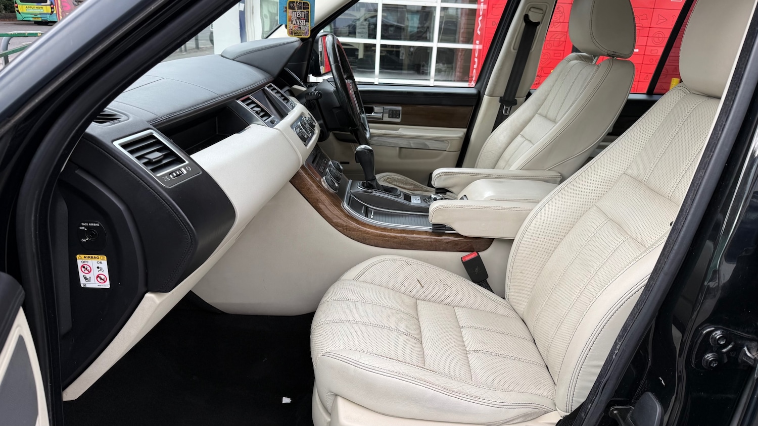 Used Land Rover Range Rover Sport 2010 for sale - 76064587: Photo 9