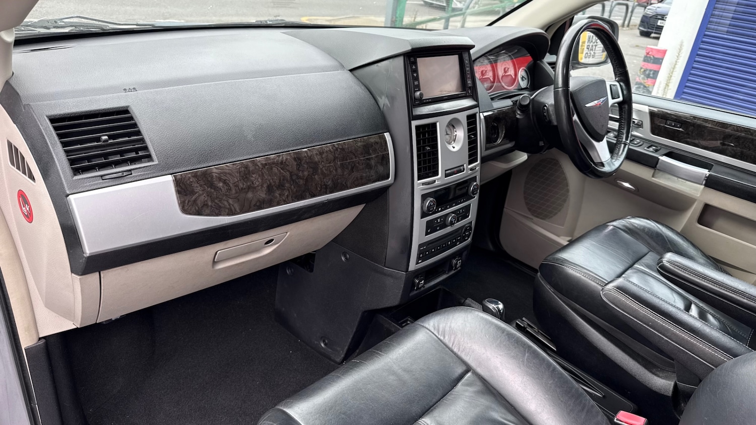 Used Chrysler Grand Voyager 2013 for sale - 76047710: Photo 10