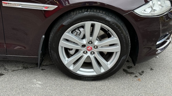 Used Jaguar XJ 2010 for sale - 76209502: Photo 18