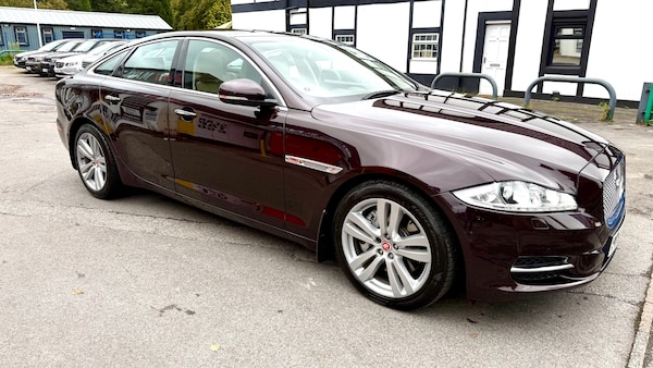 Used Jaguar XJ 2010 for sale - 76209502: Photo 1