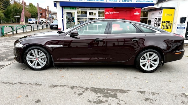 Used Jaguar XJ 2010 for sale - 76209502: Photo 4