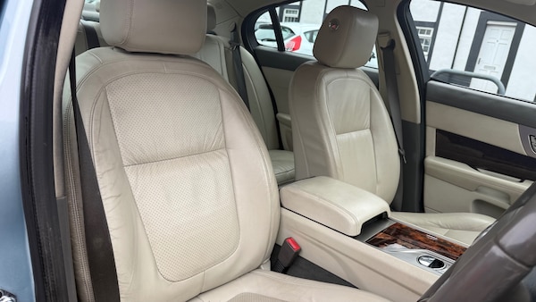 Used Jaguar XF 2011 for sale - 76187334: Photo 13