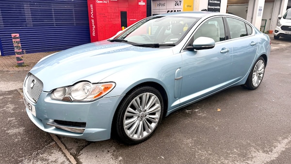 Used Jaguar XF 2011 for sale - 76187334: Photo 3