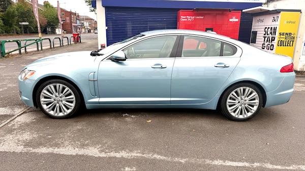 Used Jaguar XF 2011 for sale - 76187334: Photo 4