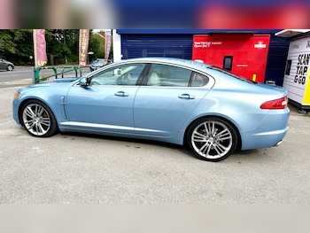 Used Jaguar XF 2010 for sale - 75438203: Photo