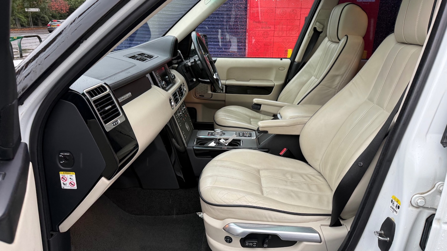 Used Land Rover Range Rover 2011 for sale - 76329647: Photo 10