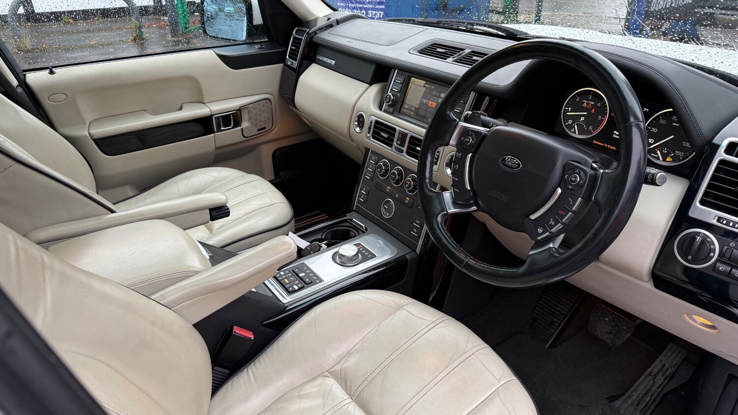 Used Land Rover Range Rover 2011 for sale - 76329647: Photo 16