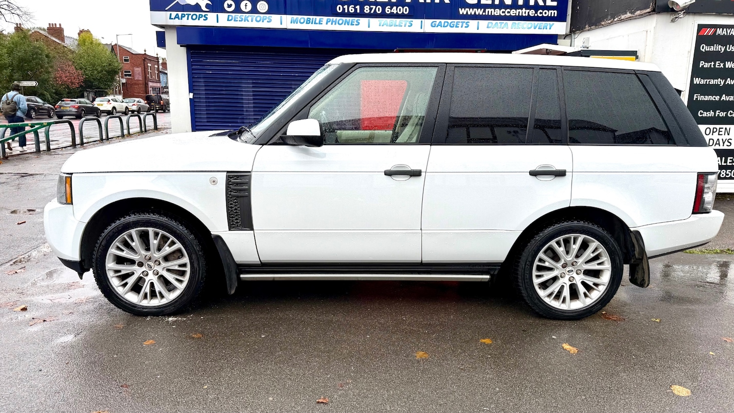 Used Land Rover Range Rover 2011 for sale - 76329647: Photo 4
