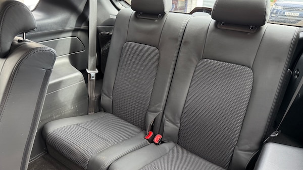Used Chevrolet Captiva 2010 for sale - 75690020: Photo 12