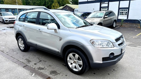 Used Chevrolet Captiva 2010 for sale - 75690020: Photo 1