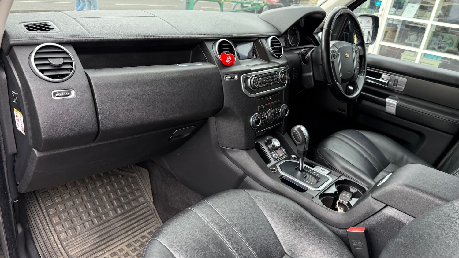 Used Land Rover Discovery 2009 for sale - 76351876: Photo 2