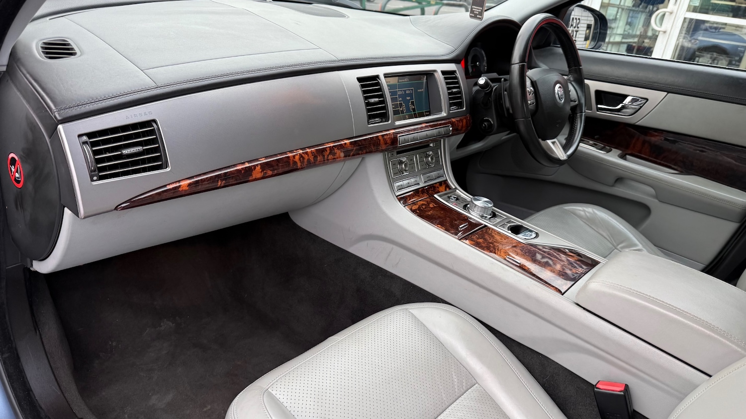 Used Jaguar XF 2009 for sale - 77247871: Photo 10