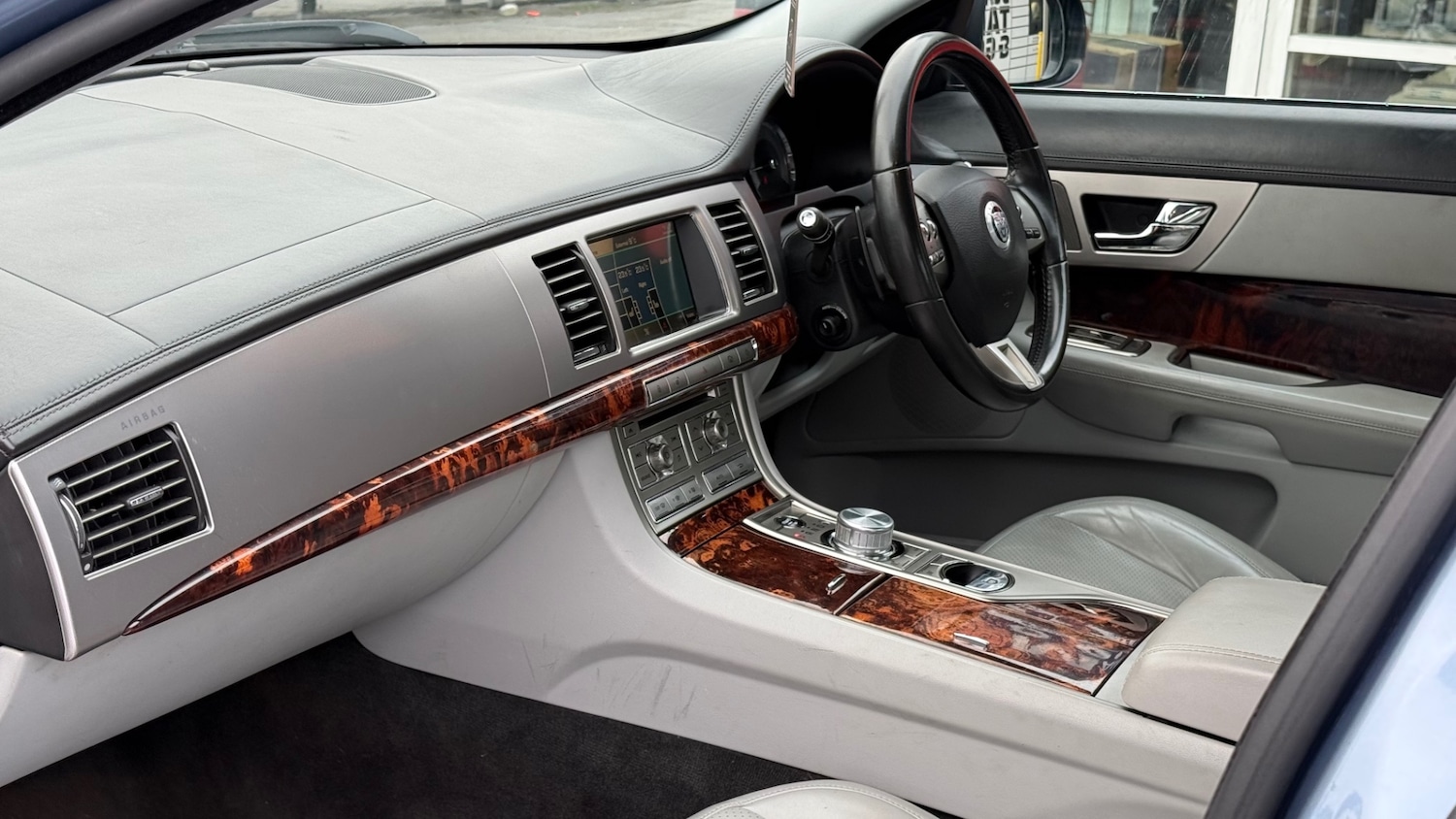 Used Jaguar XF 2009 for sale - 77247871: Photo 11