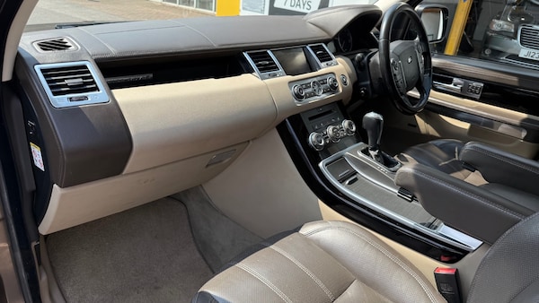 Used Land Rover Range Rover Sport 2009 for sale - 75384888: Photo 10