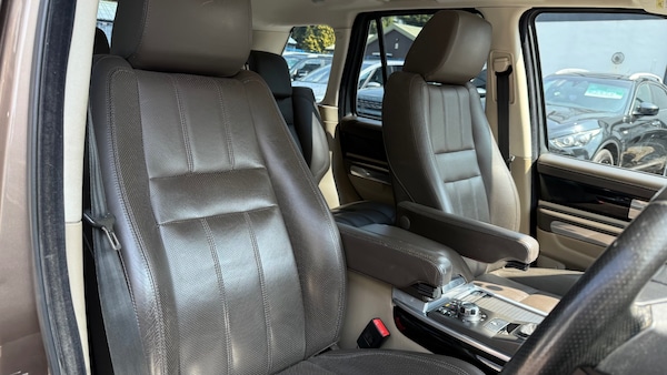 Used Land Rover Range Rover Sport 2009 for sale - 75384888: Photo 13