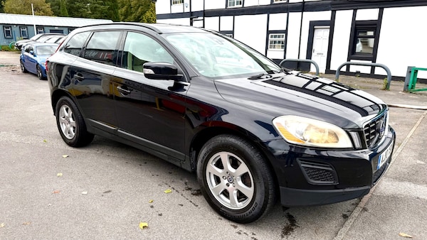 Used Volvo XC60 2010 for sale - 76079944: Photo 1