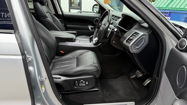 Used Land Rover Range Rover Sport 2018 for sale - 75384618: Photo 14