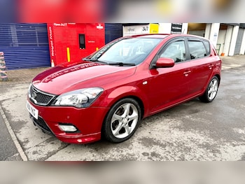 Used Kia Ceed 2011 for sale - 77398509: Photo