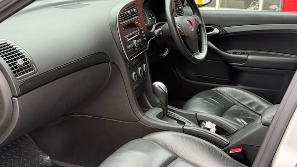Used Saab 9-3 2011 for sale - 75386204: Photo 9