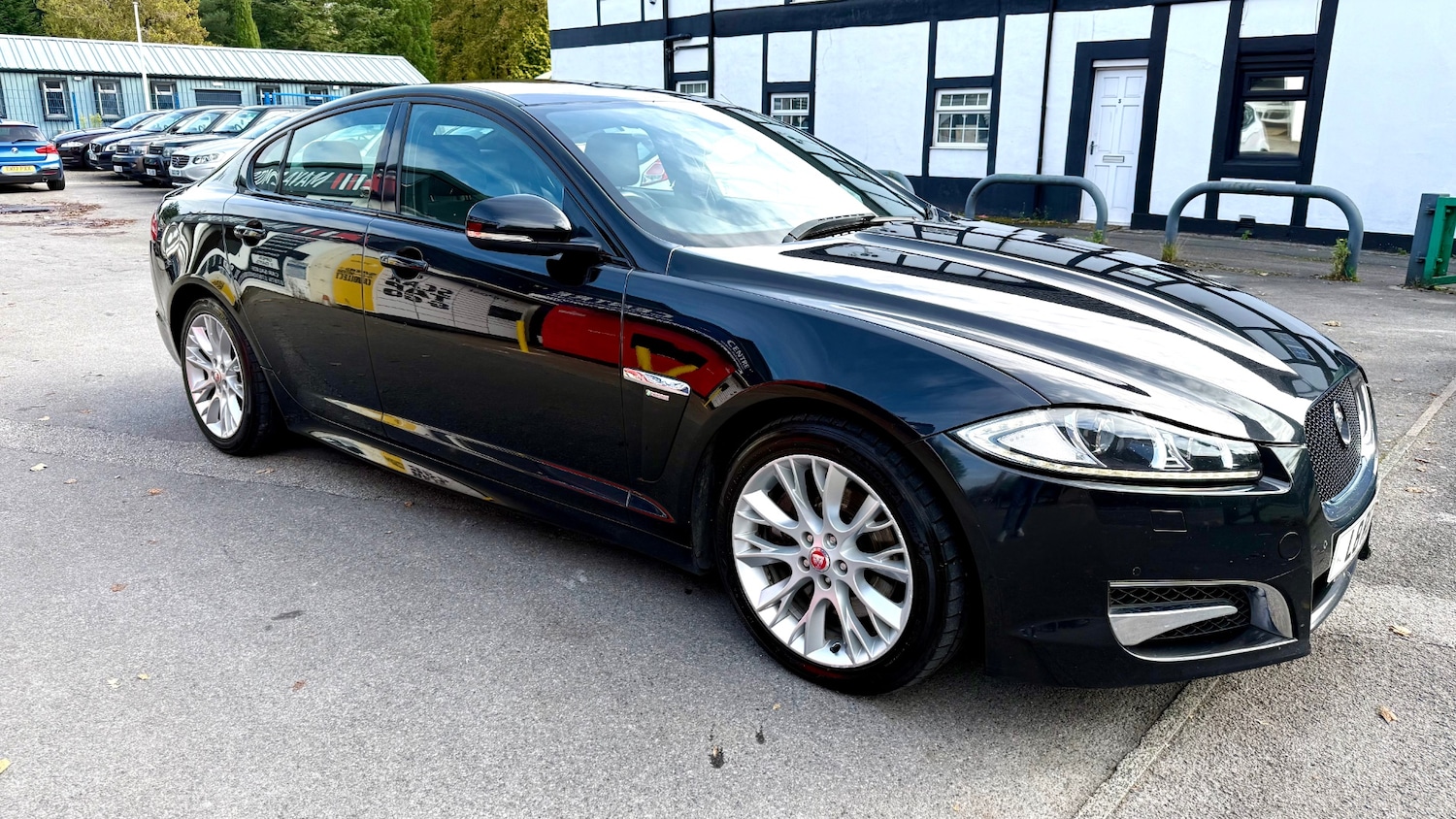 Used Jaguar XF 2013 for sale - 76211055: Photo 1