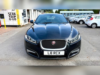 Used Jaguar XF 2013 for sale - 76211055: Photo 2