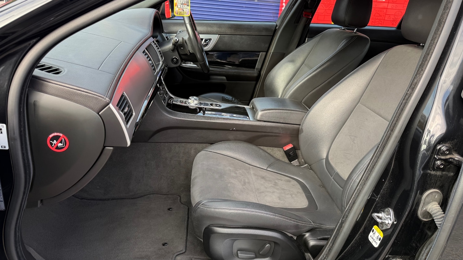 Used Jaguar XF 2013 for sale - 76211055: Photo 9