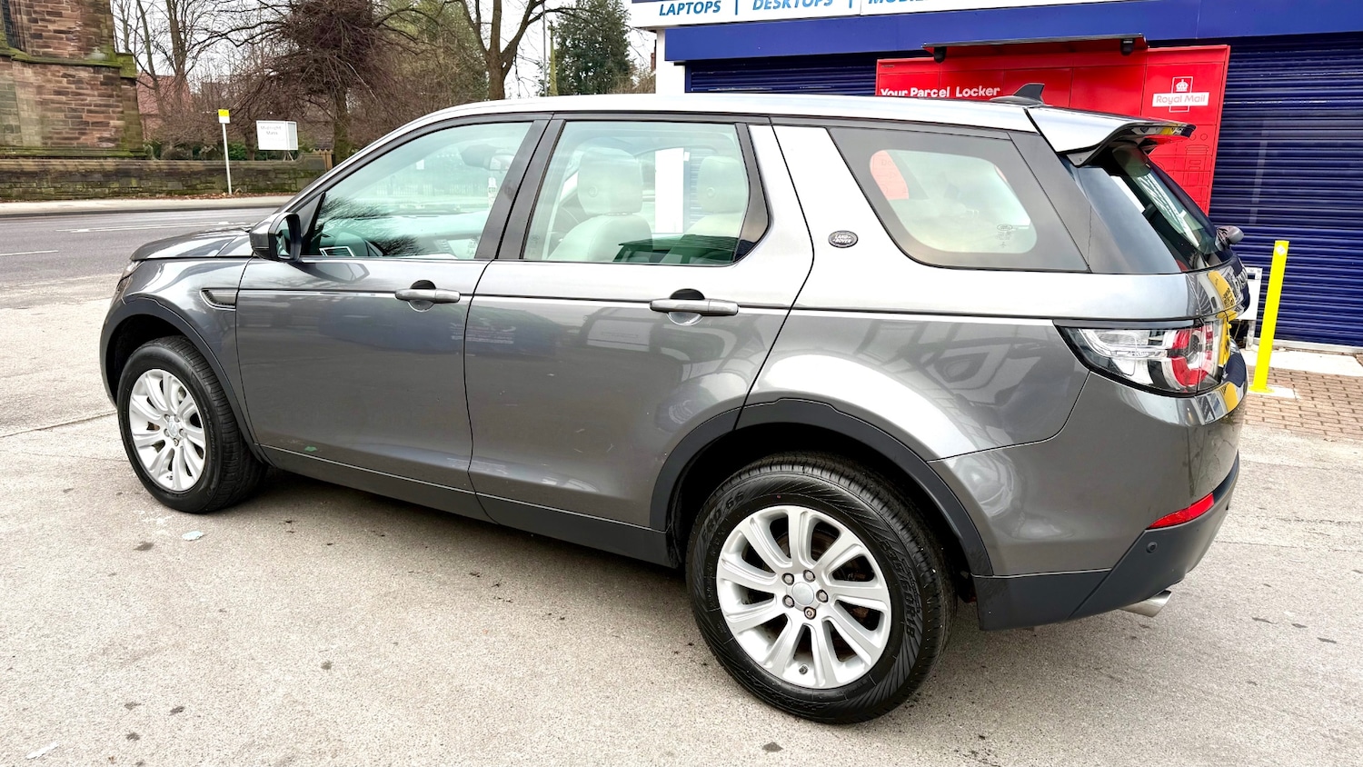 Used Land Rover Discovery Sport 2015 for sale - 77071197: Photo 5