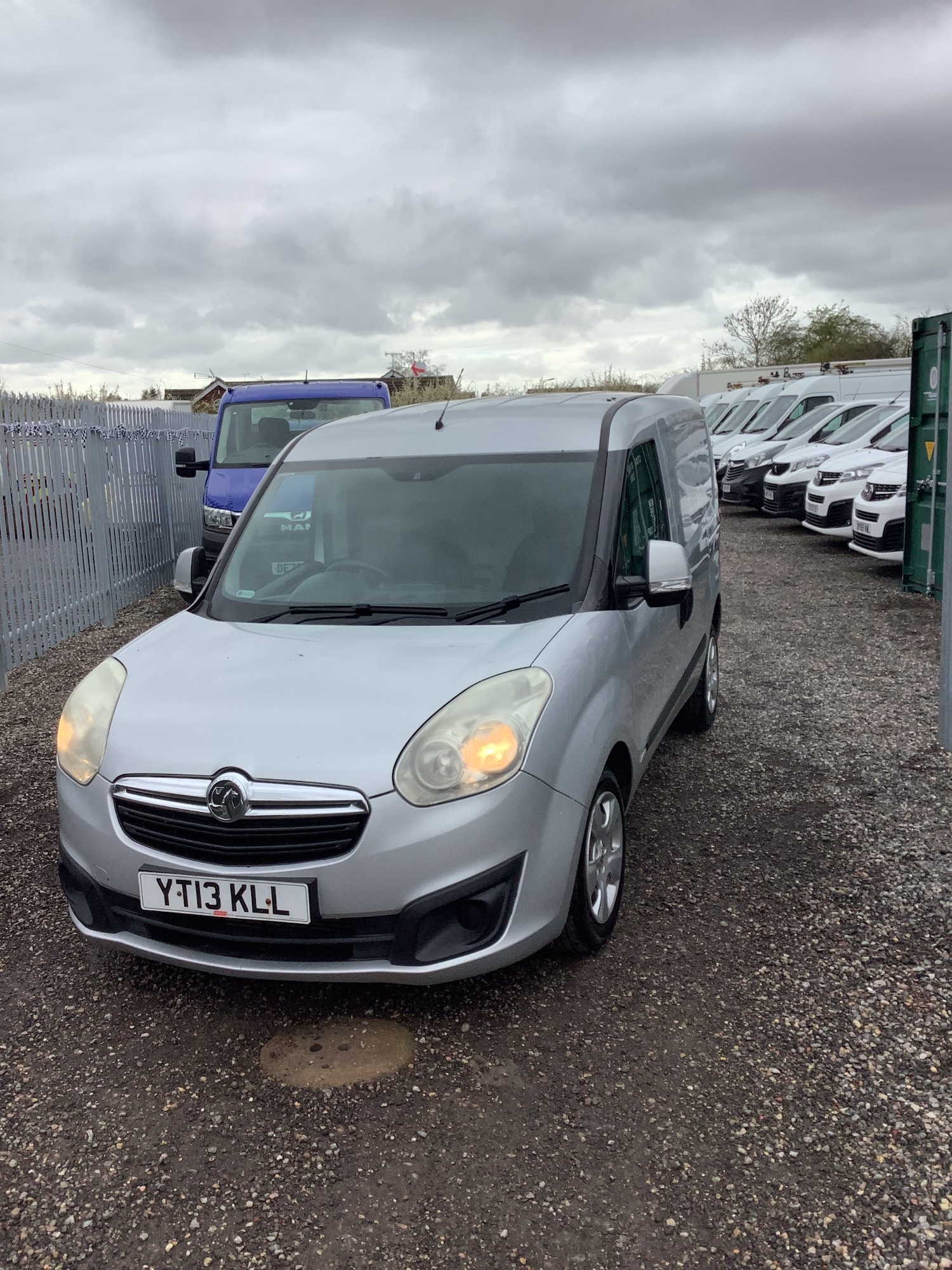 Used Vauxhall Combo 2013 for sale - 78097592: Photo 2