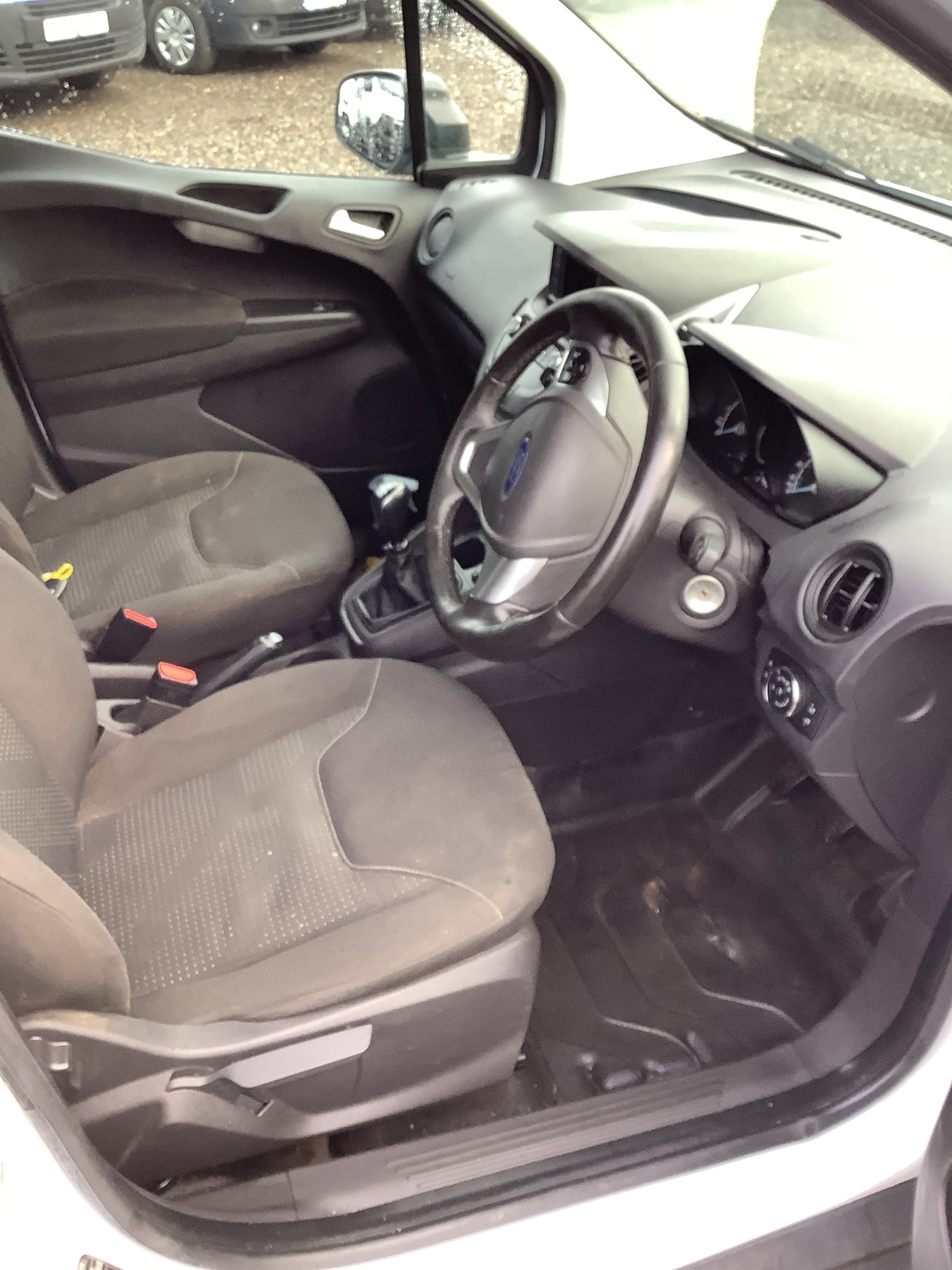 Used Ford Transit Courier 2020 for sale - 77228469: Photo 10