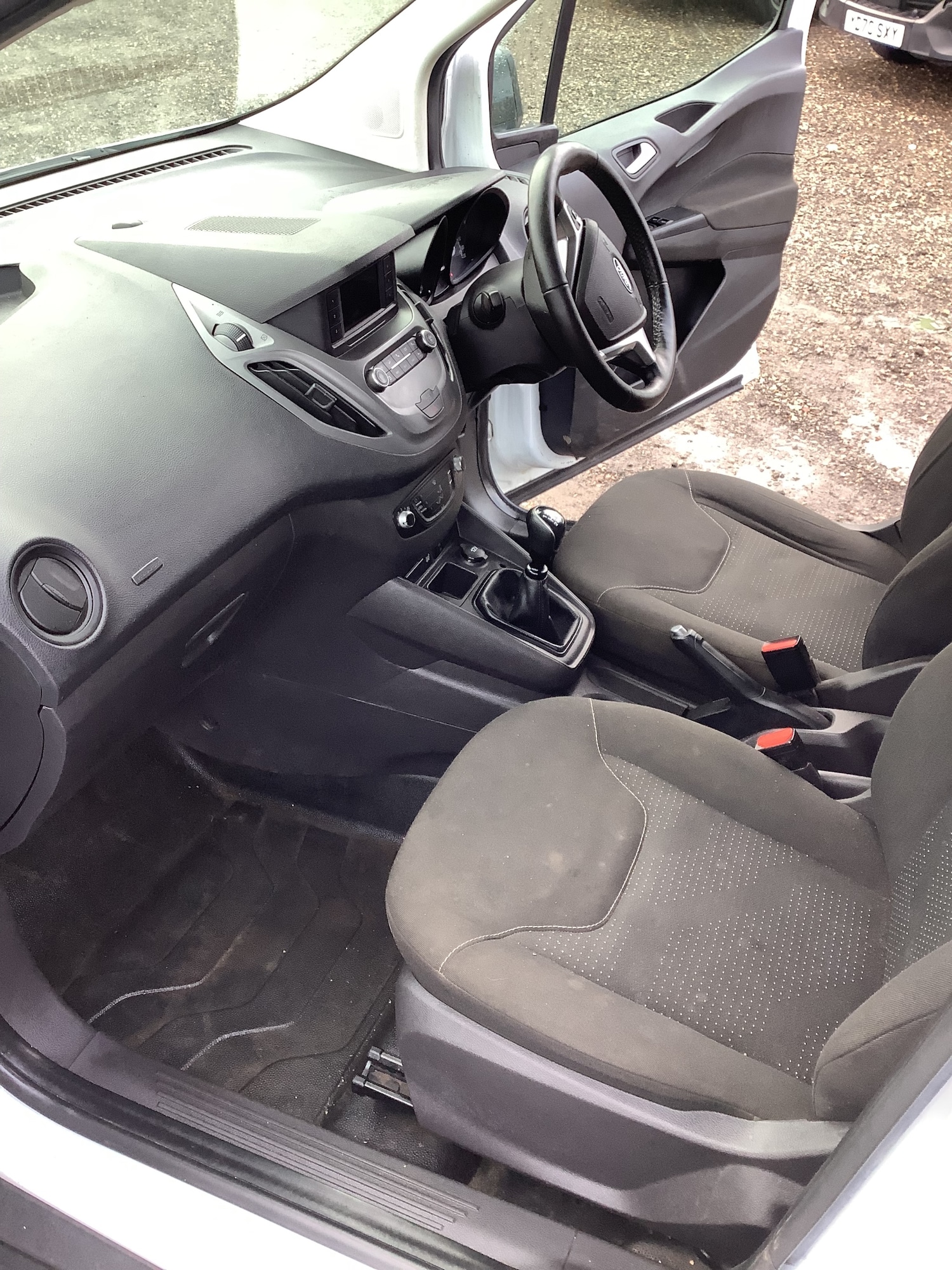 Used Ford Transit Courier 2020 for sale - 77228469: Photo 11