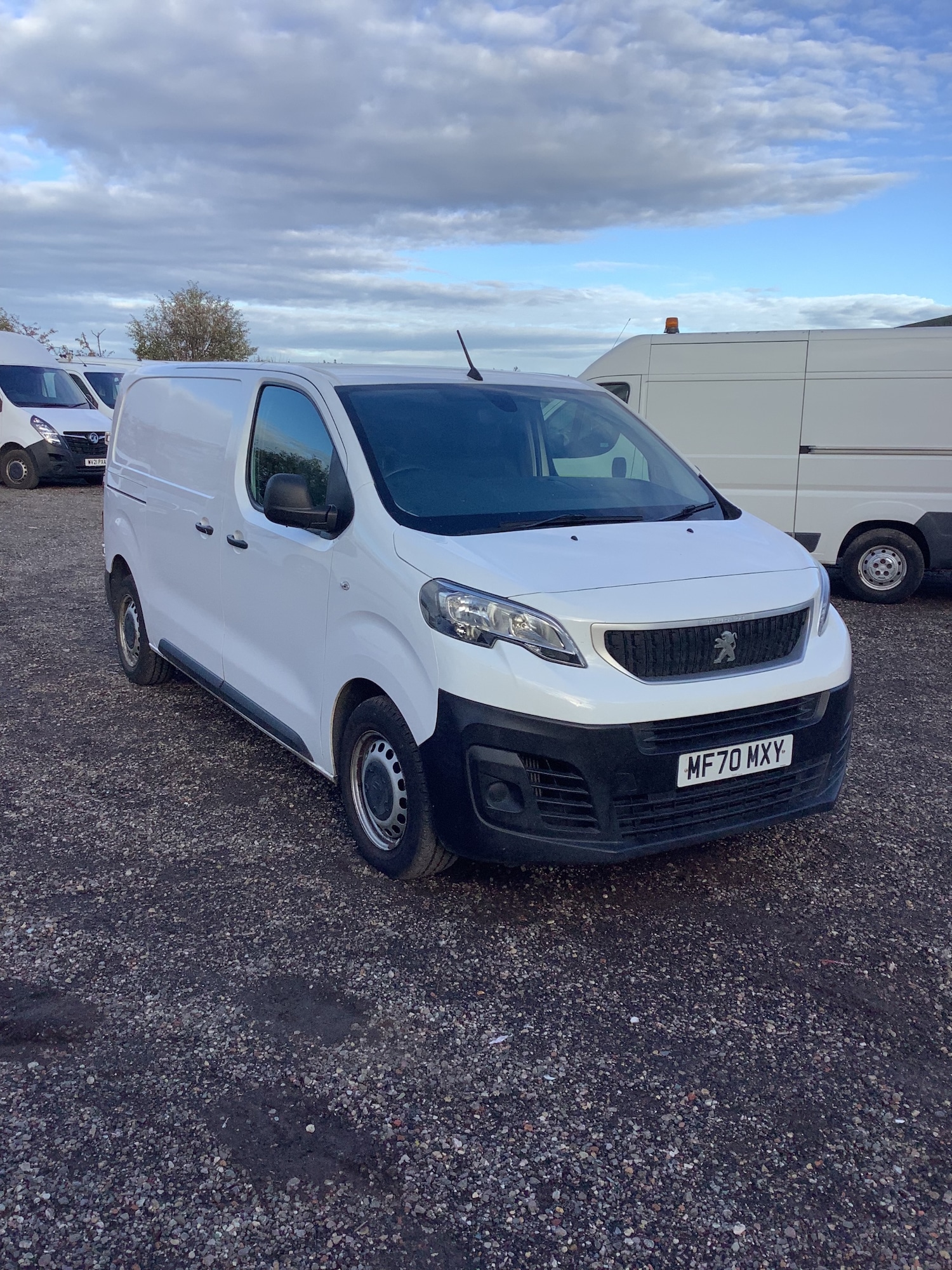 Used Peugeot Expert 2020 for sale - 76332780: Photo 2