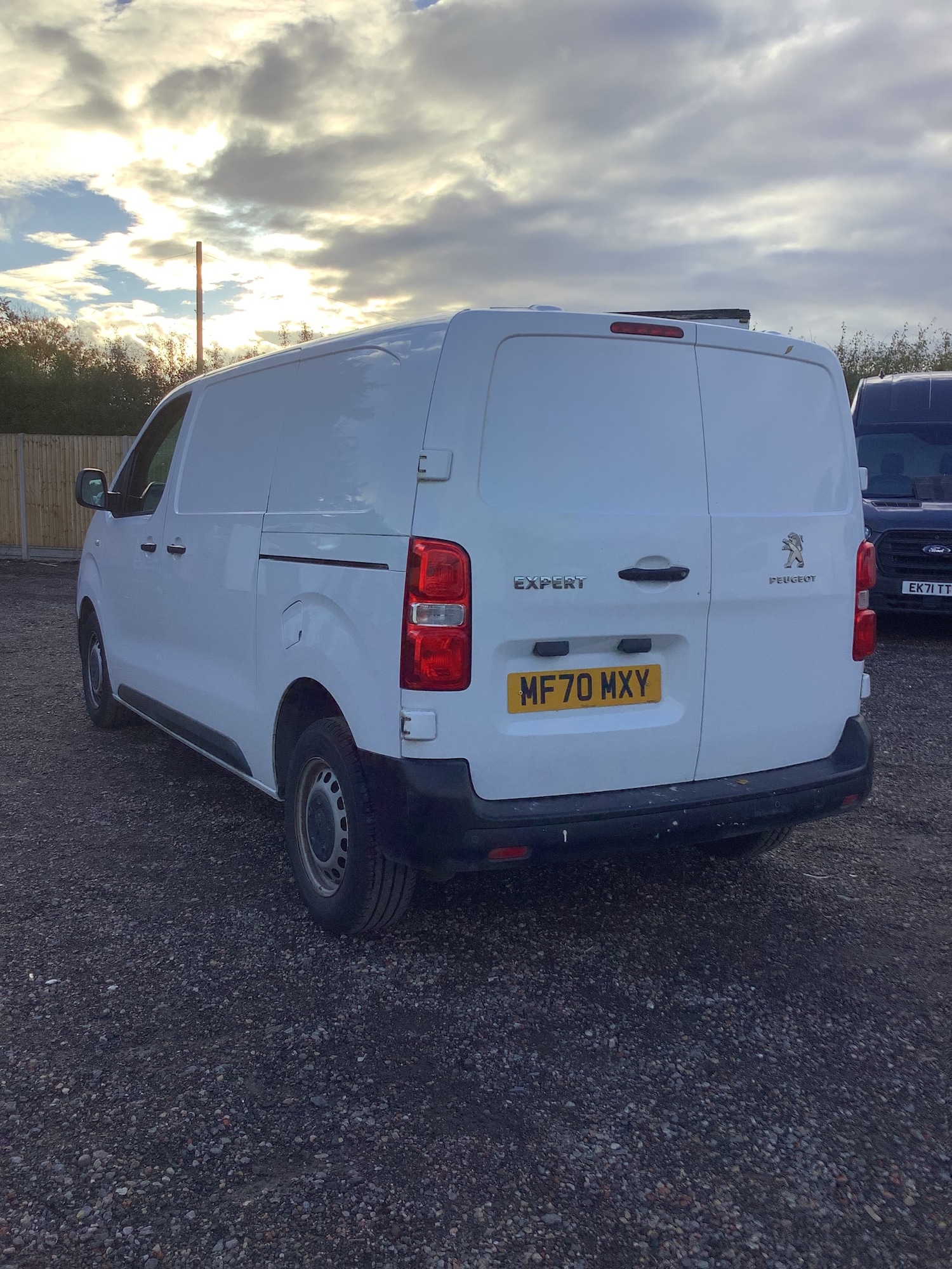 Used Peugeot Expert 2020 for sale - 76332780: Photo 9
