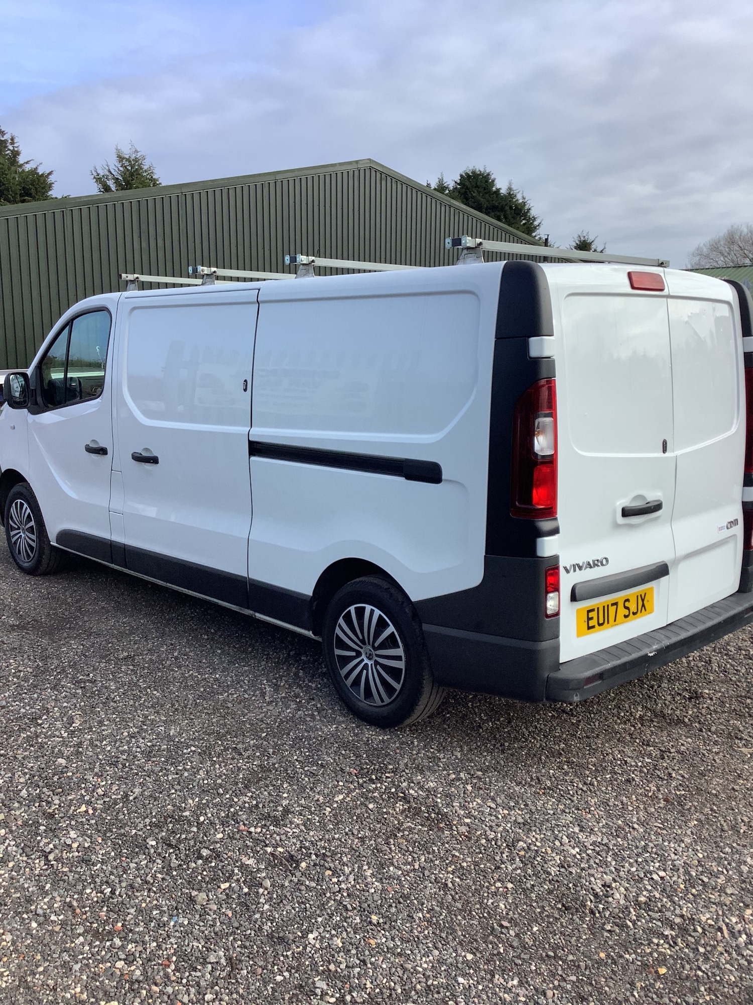 Used Vauxhall Vivaro 2017 for sale - 77735125: Photo 4