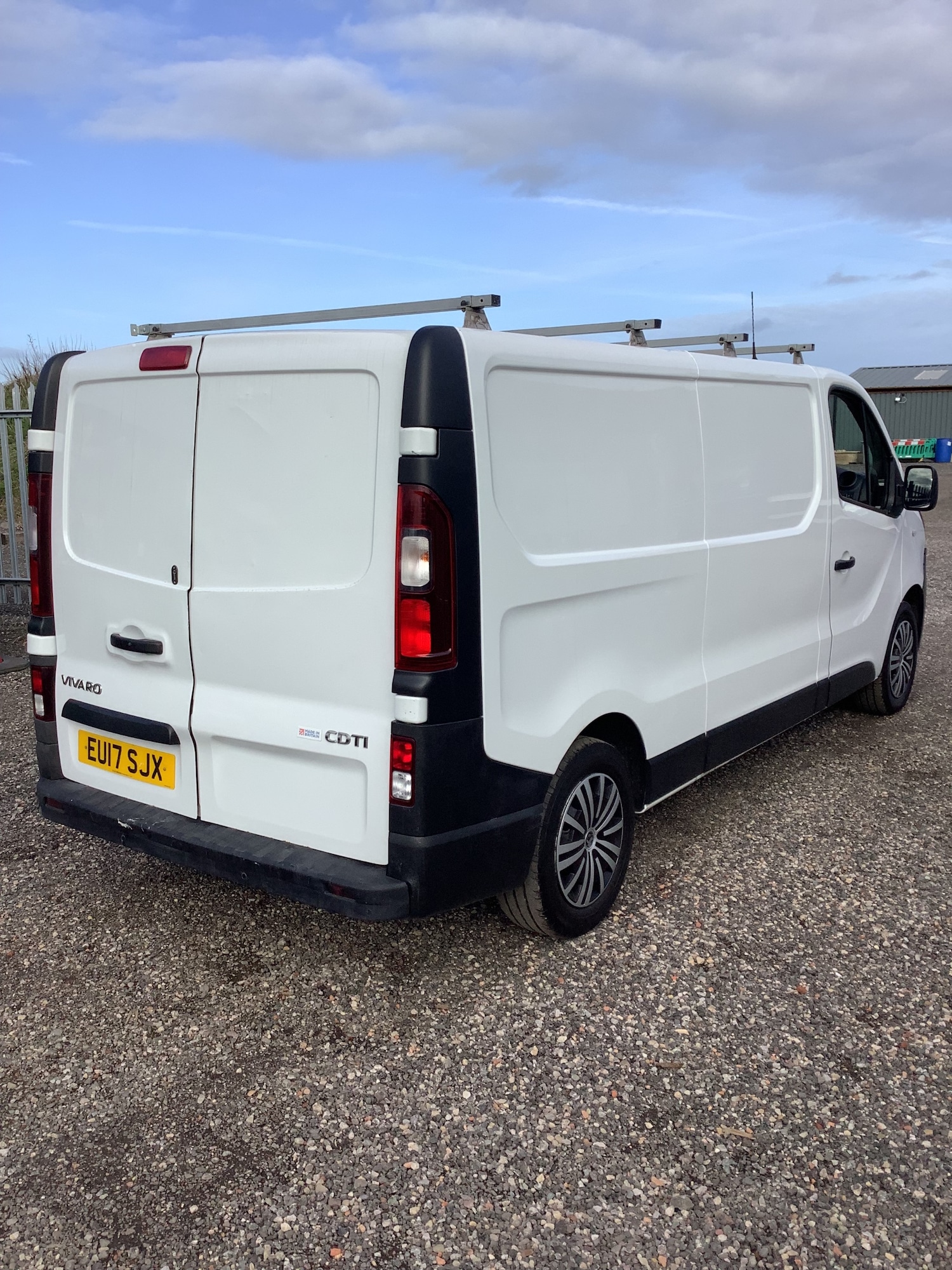 Used Vauxhall Vivaro 2017 for sale - 77735125: Photo 5