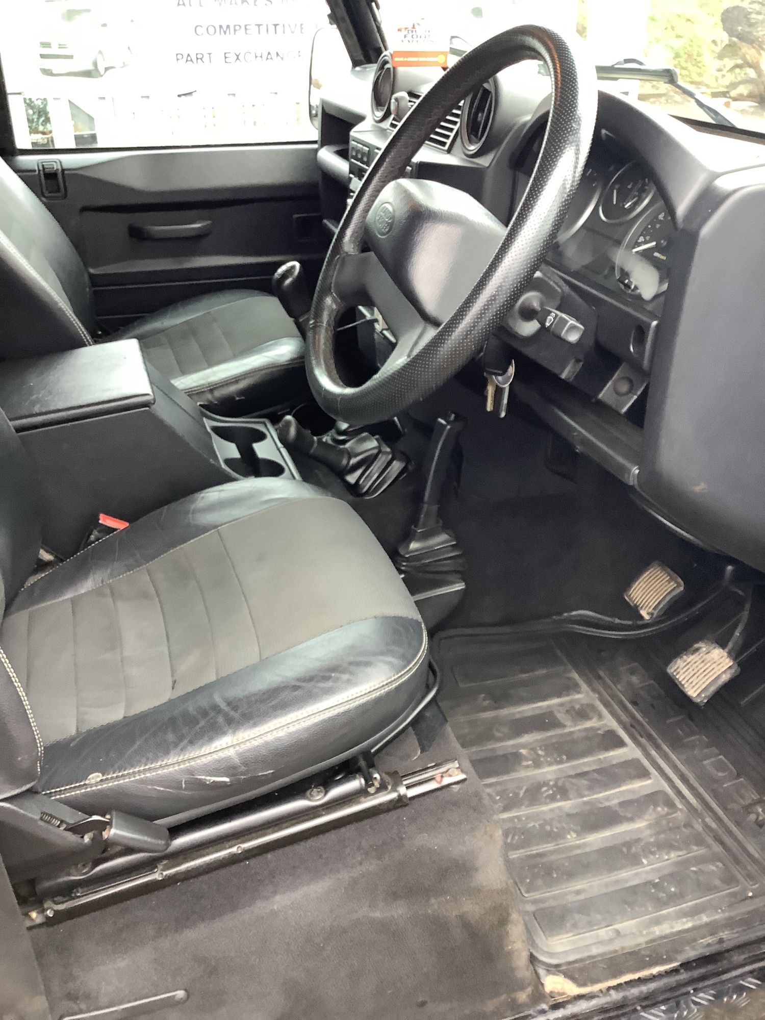 Used Land Rover Defender 2009 for sale - 77301510: Photo 22