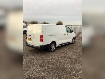Used Vauxhall Vivaro 2020 for sale - 76107455: Photo