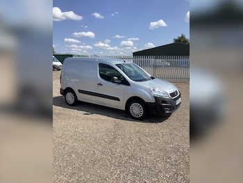 Used Peugeot Partner 2018 for sale - 75599140: Photo