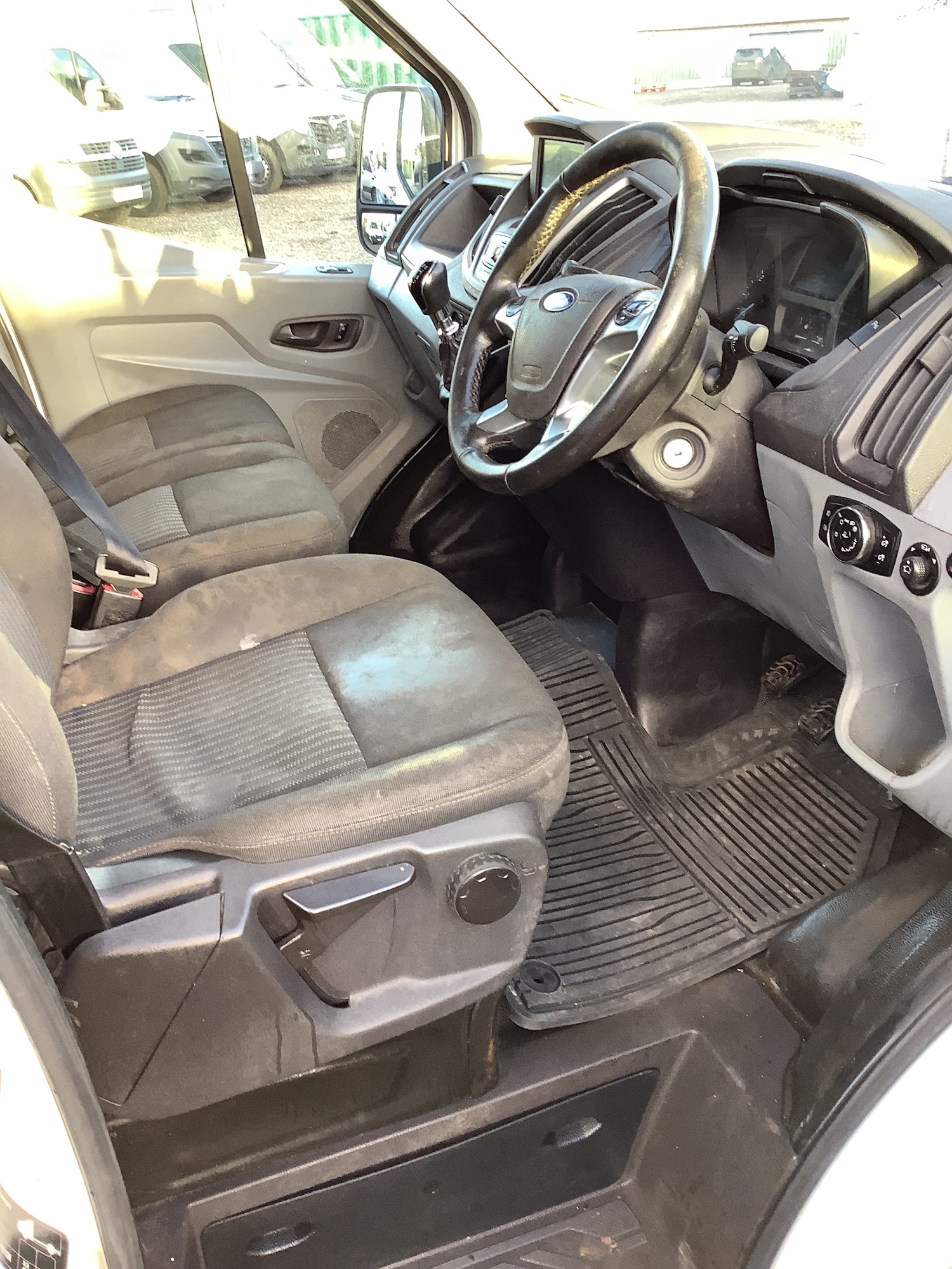 Used Ford Transit 2018 for sale - 76896875: Photo 17