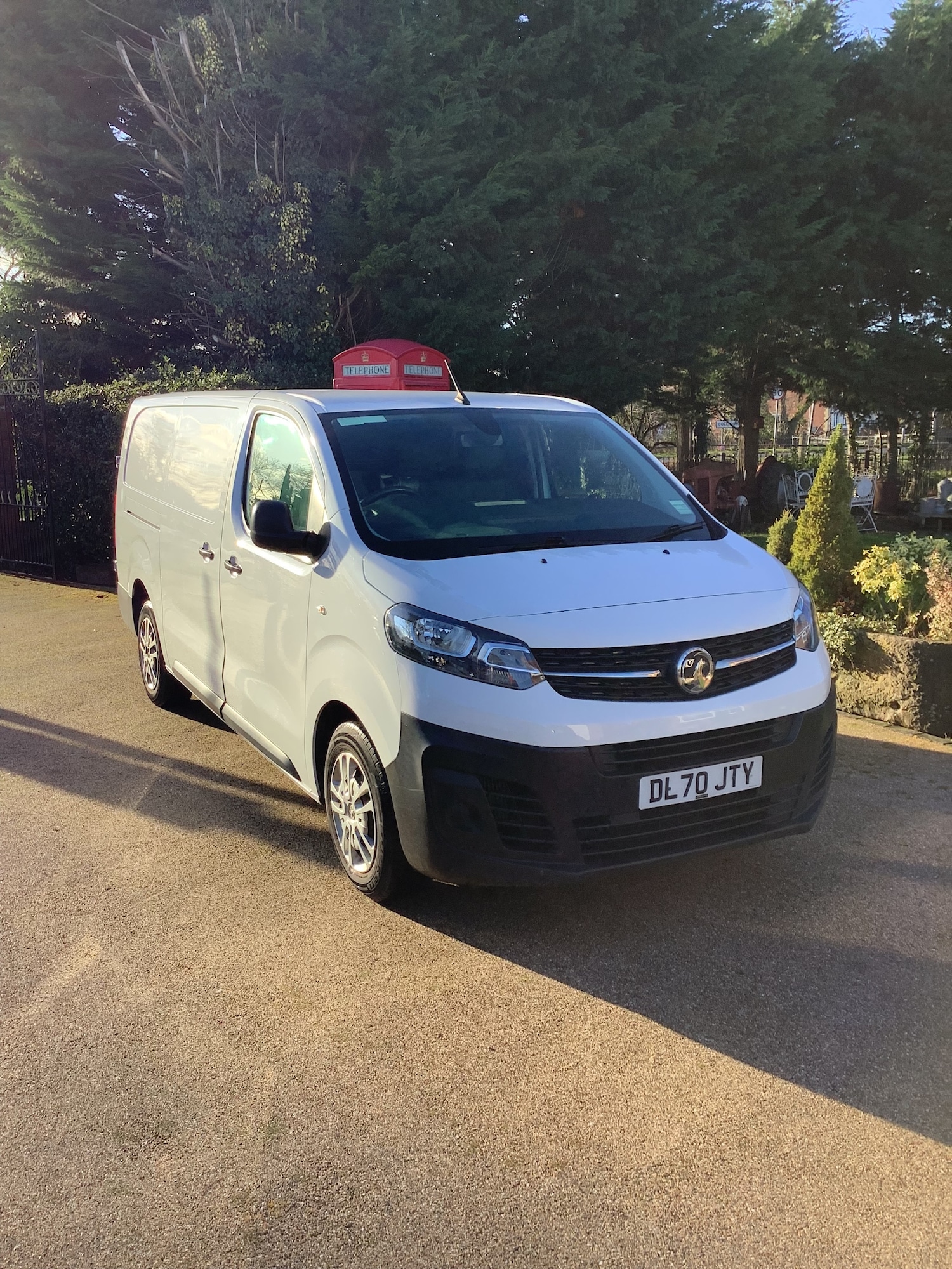 Used Vauxhall Vivaro 2020 for sale - 77128894: Photo 2