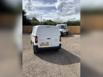 Used Peugeot Partner 2021 for sale - 75772122: Photo